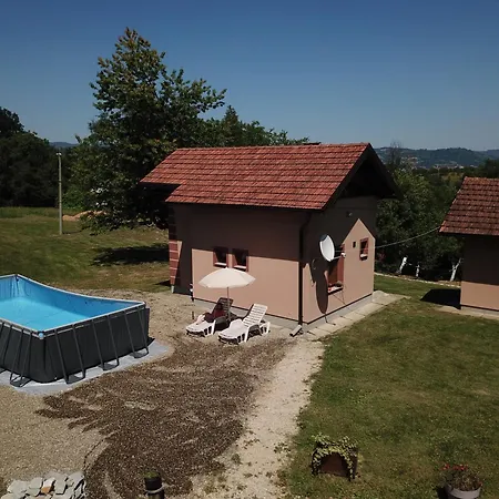 בית נופש Vikendica Sa Djakuzijem Borik